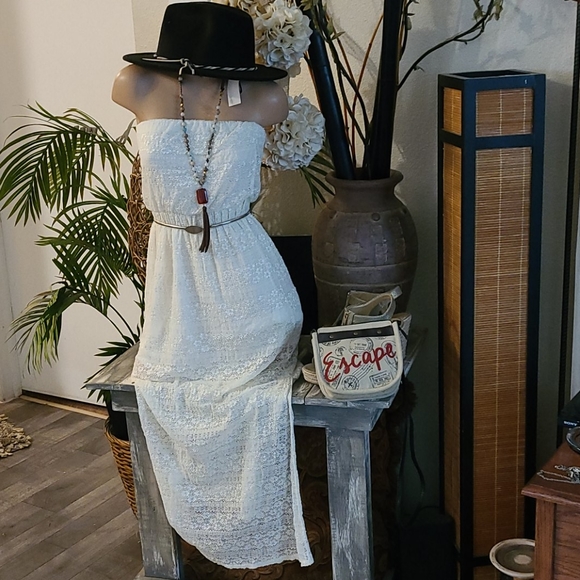 SALE TODAY BEAUTIFUL LACE LONG SMALL  DRESS MEDIUM - Picture 15 of 16